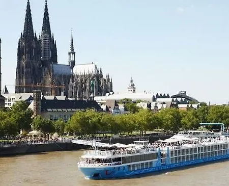 Hotel Messecruise Business Hotelship Düsseldorf
