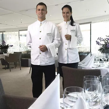 Messecruise Business Hotelship 4*